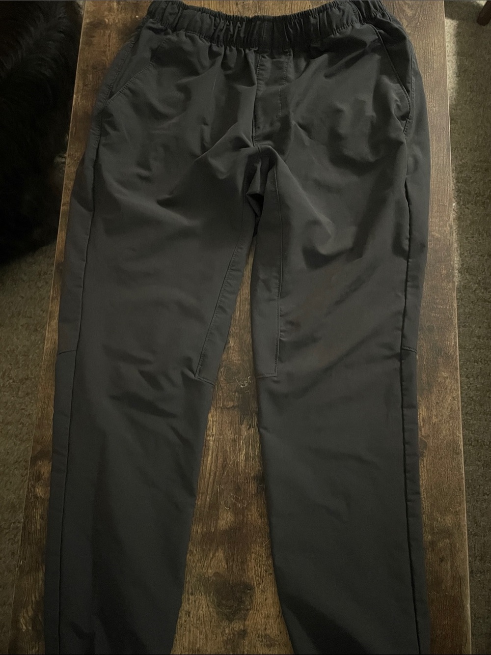 Men's Elastic 28” Waist Black Jogger Pants